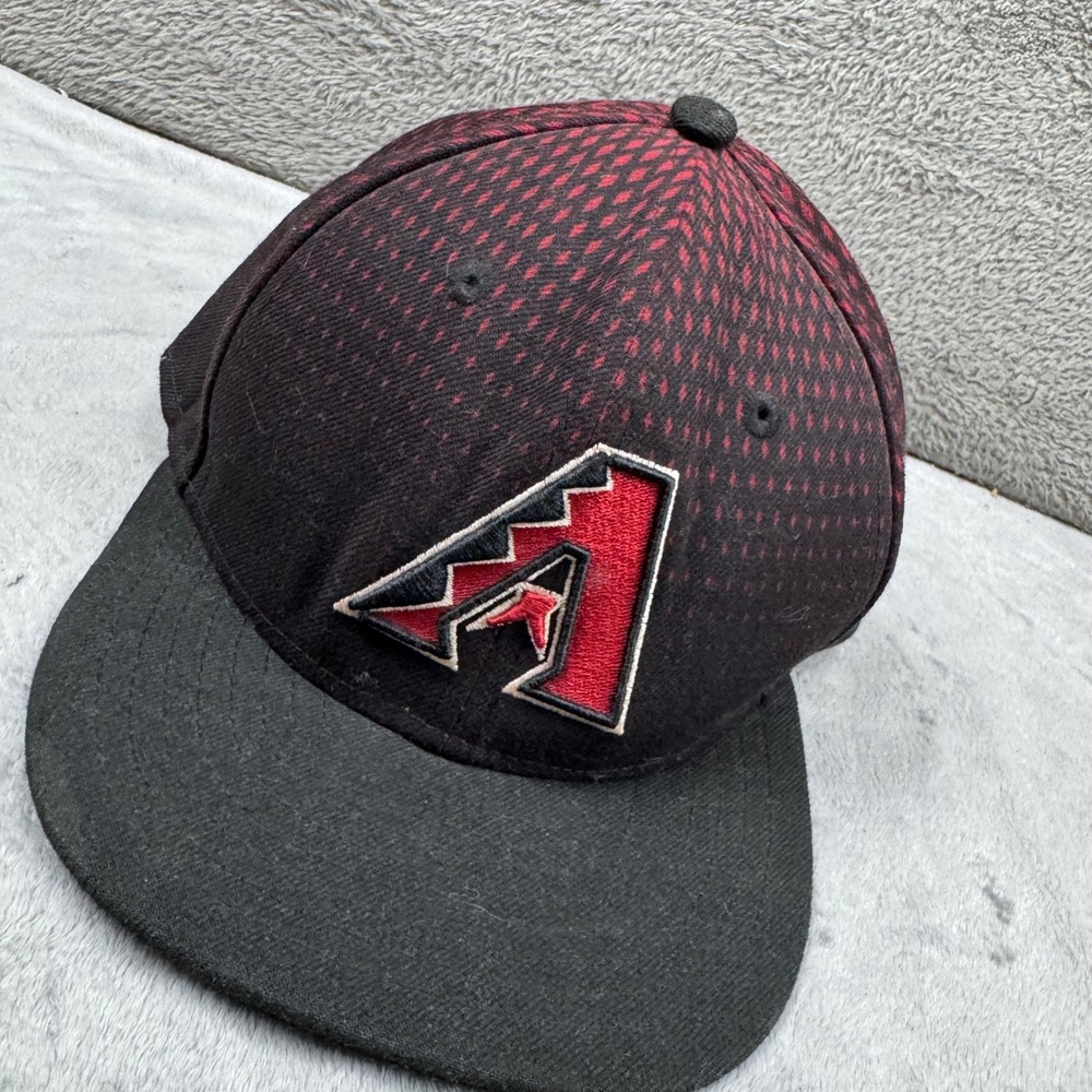 New Era 59FIFTY Arizona Diamondbacks Youth Hat Size 6‎ 1/2 Black Red Excellent